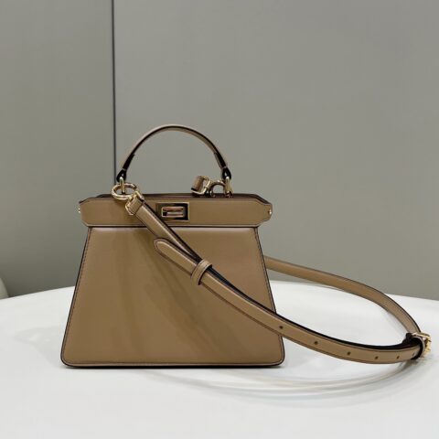 FENDI芬迪peekaboo 全新系列手袋80062