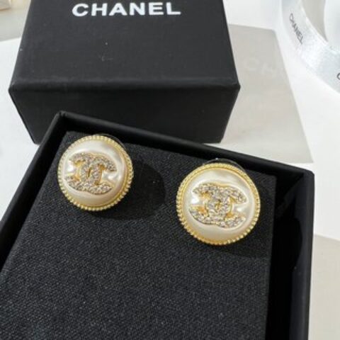新款☑️CHANEL香奈儿双c圆形耳钉耳环