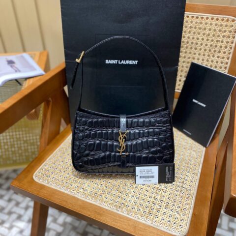 Saint laurent Ysl LE 5 À 7 石头纹腋下包 657228黑色