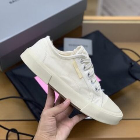 BALENCIAGA巴黎世家   2022最新Paris情侣款帆布鞋