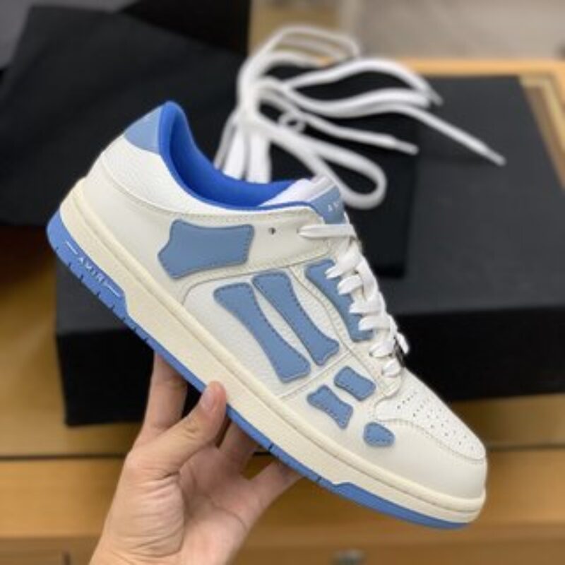 Amiri 此款采用牛皮制成骨头情侣款运动鞋