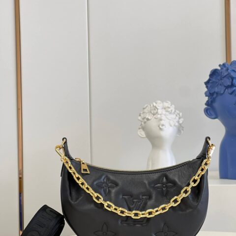 LV M59799 OVER THE MOON 豌豆包月亮包