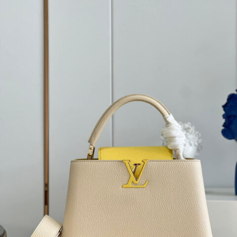 LV M59883 CAPUCINES 中号手袋