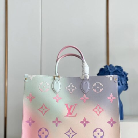 LV M46076 渐变色 ONTHEGO 大号托特包