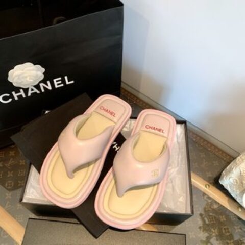 CHANEL香奈儿 小香𝟐𝟎𝟐𝟐春夏面包人字拖鞋