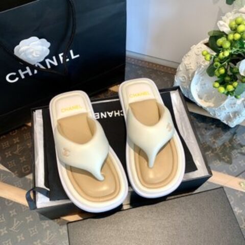 CHANEL香奈儿 小香𝟐𝟎𝟐𝟐春夏面包人字拖鞋