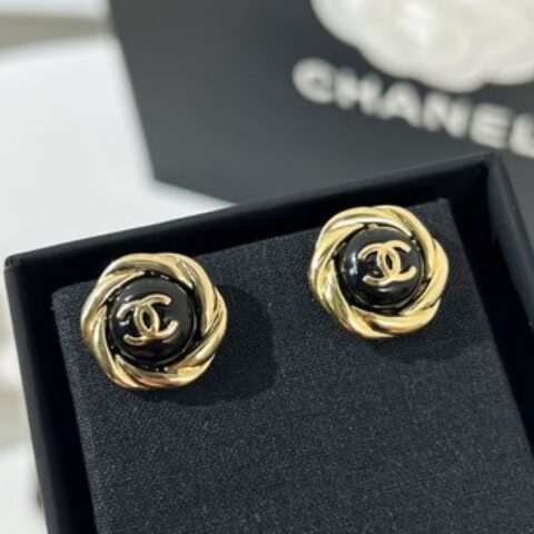 新款☑️CHANEL香奈儿双c 黑色耳钉耳环