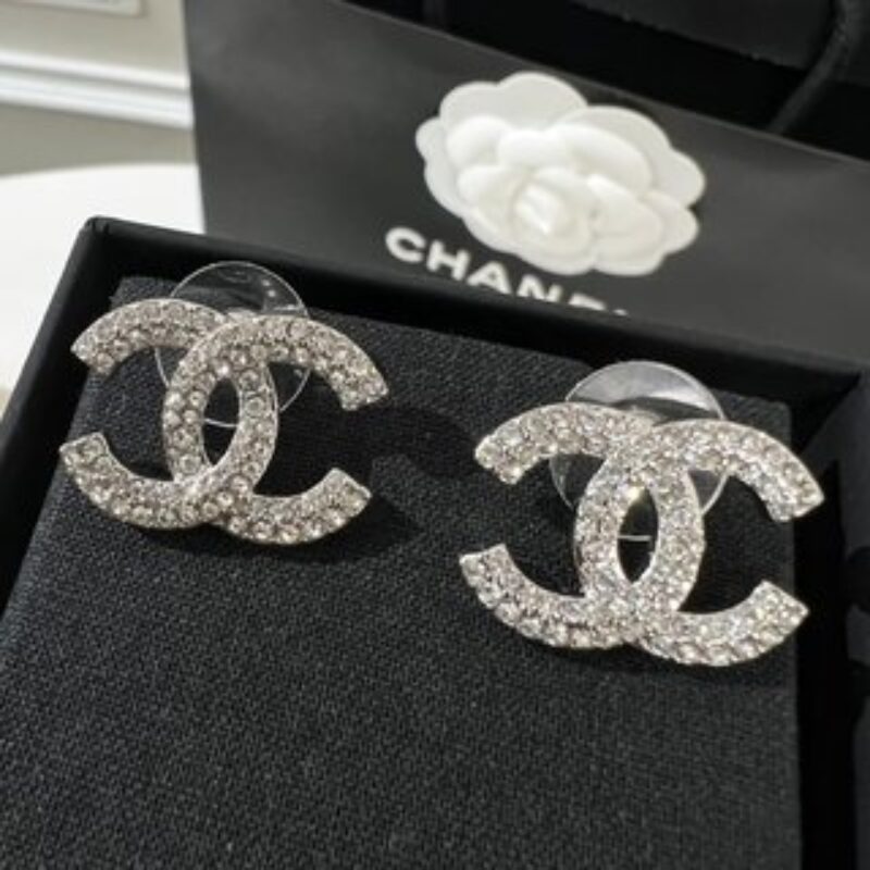 新款☑️CHANEL香奈儿双c 满钻耳钉耳环