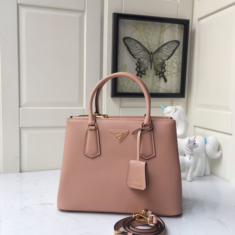 PRADA普拉达进口Saffiano皮革材质杀手包1BA232