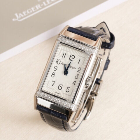 白盘 深蓝表带 REF. 3288420 Jaeger-LeCoultre 积家红盘 红表带 REF. 3288560太子妃式指针腕表