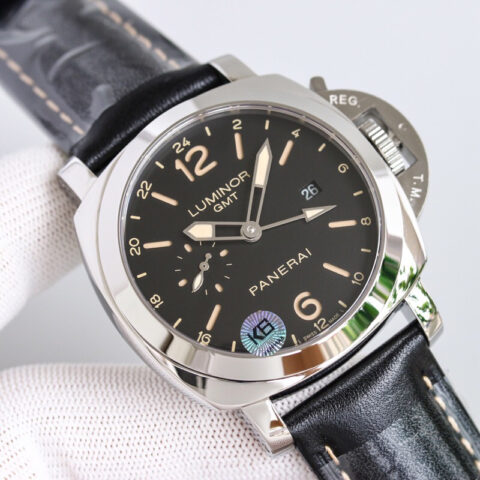 沛纳海 PAM00531 LUMINOR 系列 【表壳】尺寸44mm AISI 316L磨砂精钢
