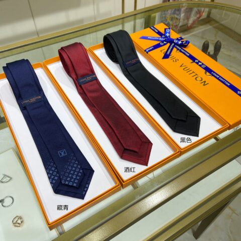 LV路易威登100%顶级提花真丝渐变花纹领带