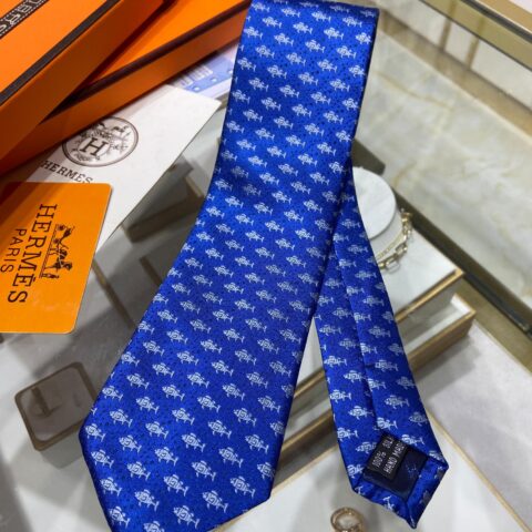 Hermes爱马仕100%顶级斜纹真丝小鱼图案领带