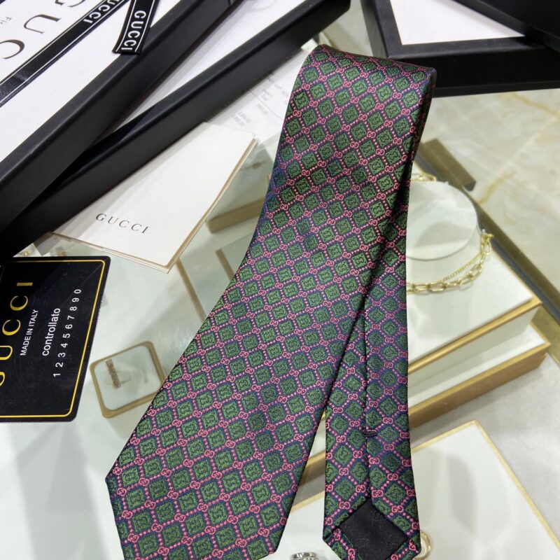 GUCCI古驰100%顶级提花真丝GG菱形图案领带571800