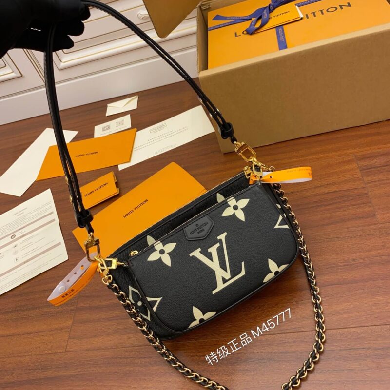 LV M45777 MULTI POCHETTE ACCESSOIRES 手袋