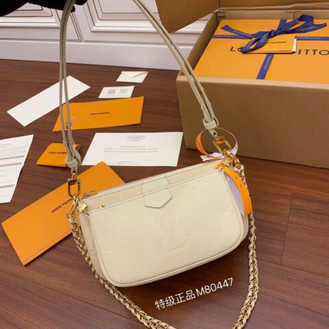 LV M80447 MULTI POCHETTE ACCESSOIRES 手袋