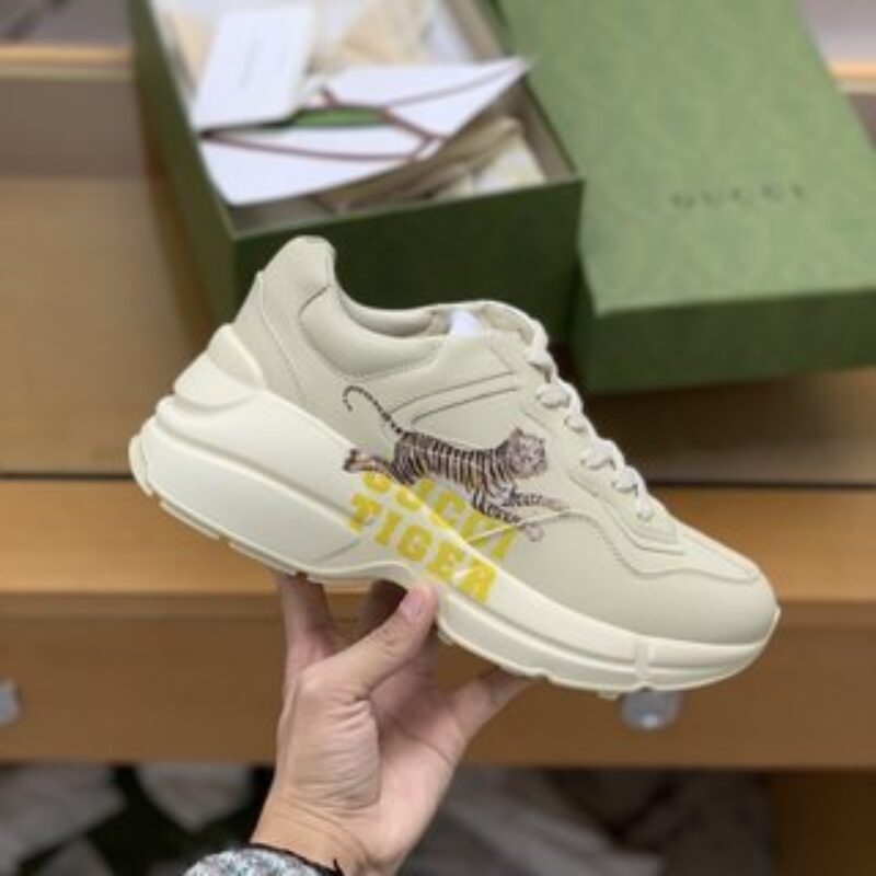 Gucci古驰  象牙色皮革【G家高版本】男女款复古运动鞋