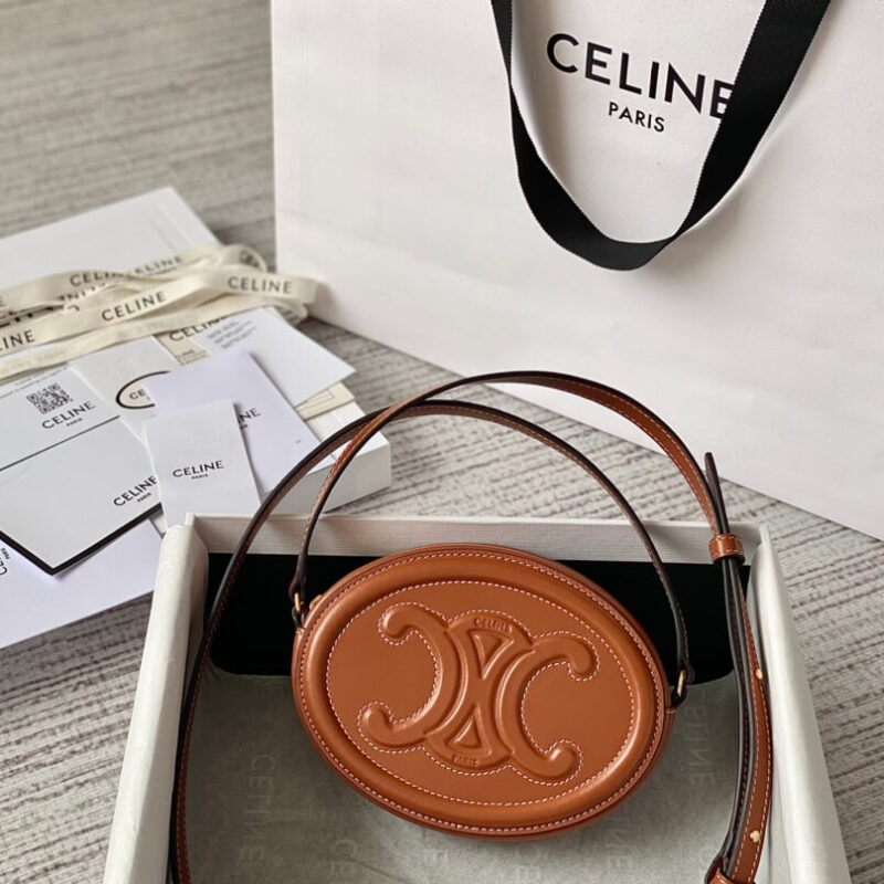 CELINE 光滑牛皮革斜挎椭圆形猪鼻子包 101703焦糖色
