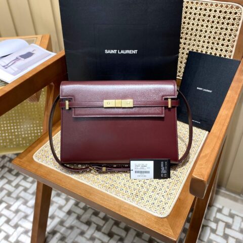 Ysl 𝑴𝒂𝒏𝒉𝒂𝒕𝒕𝒂𝒏 29CM曼哈顿法棍包 579271酒红色牙签纹金扣