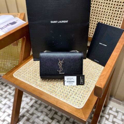 Saint laurent Ysl 𝙆𝙖𝙩𝙚 20𝙘𝙢 链条包 469390黑色球纹银扣