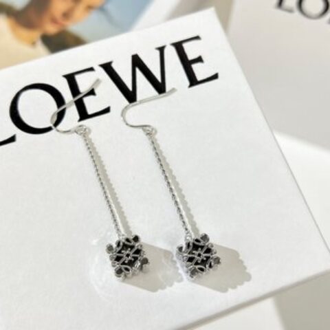 LOEWE罗意威长款月饼耳钉耳环