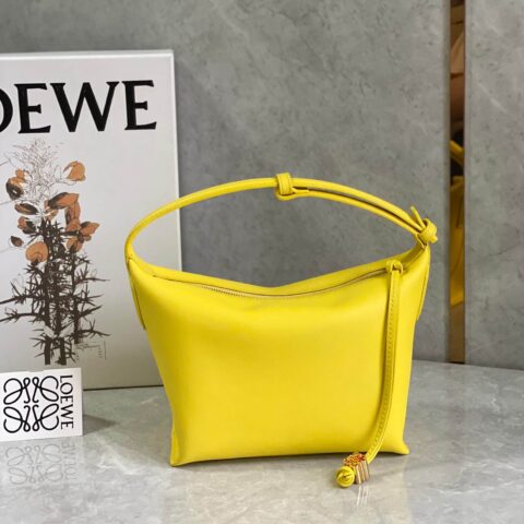 LOEWE罗意威 520情人节限定款 cubi全皮饭盒包 0559黄
