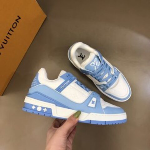 LV/路易威登   2022情侣款头层牛皮材质Trainer运动鞋