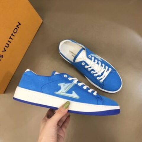 LV/路易威登   进口水染小牛皮内里男士经典休闲运动鞋