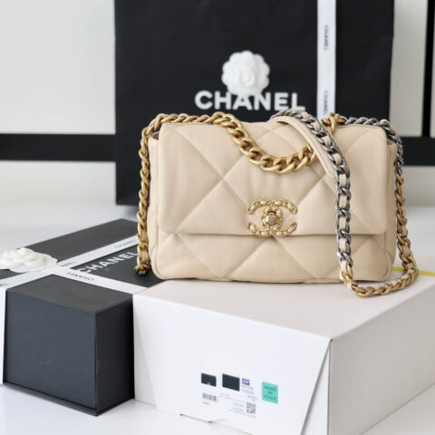 CHANEL Flap 19bag 26CM杏色金扣 AS1160