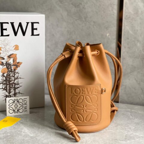 LOEWE罗意威 Sailor 抽绳水桶包 0678棕色