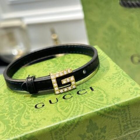 新款Gucci古驰字母皮手绳手链