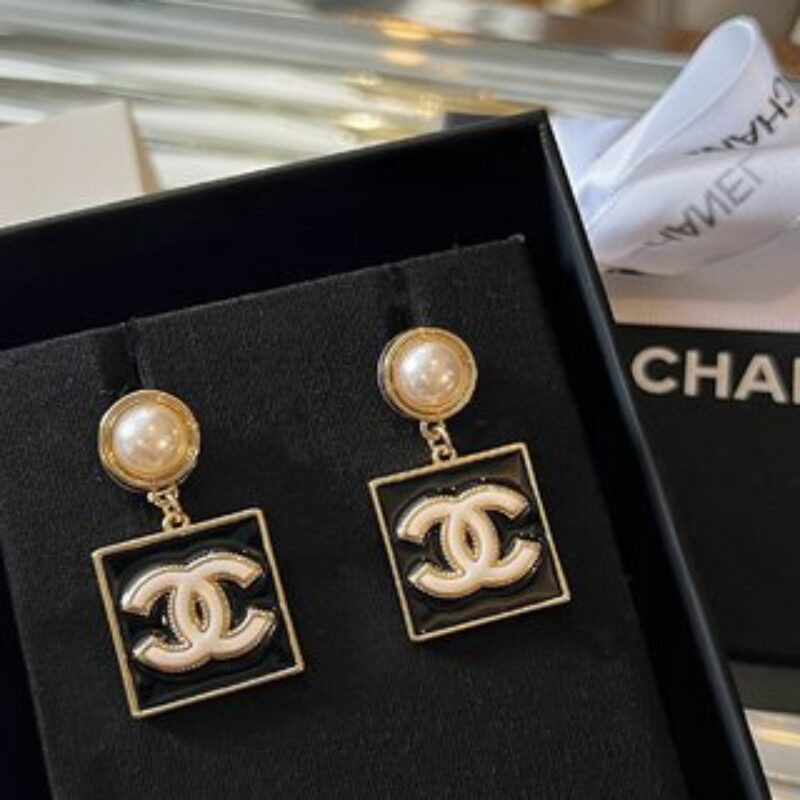 新款☑️CHANEL香奈儿双c珍珠珐琅滴油耳钉耳环