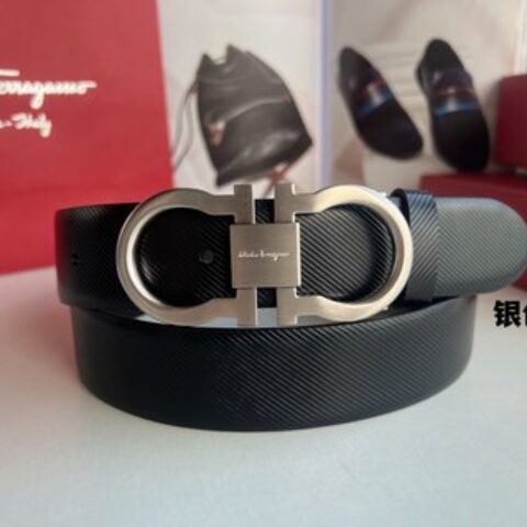 Ferragamo菲拉格慕    头层牛皮压纹图案Gancini金属扣男士3.5cm腰带