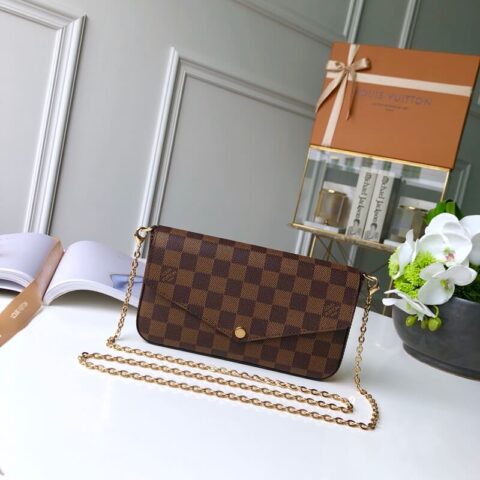 M63032 POCHETTE FÉLICIE 链条包