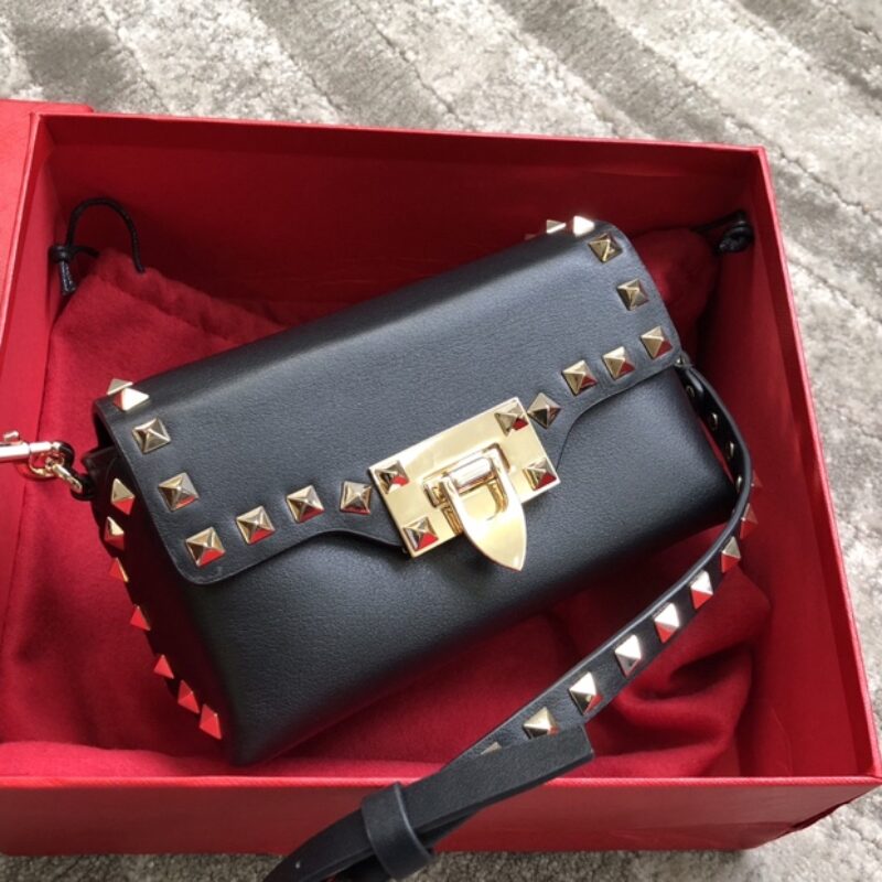 Valentino华伦天奴新款斜挎包0045