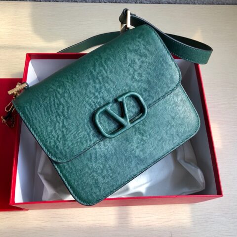 Valentino华伦天奴进口牛皮手掌纹大V扣复古单肩包0074L