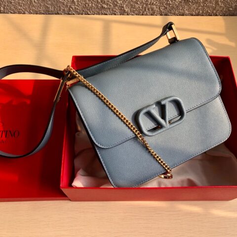 Valentino华伦天奴进口牛皮手掌纹大V扣复古单肩包0074L