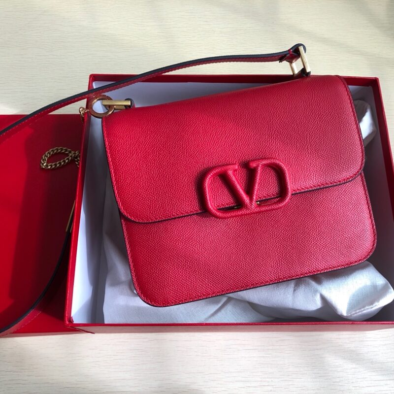 Valentino华伦天奴进口牛皮手掌纹大V扣复古单肩包0074L