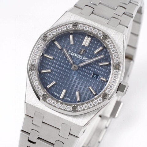 爱彼 AP 皇家橡树石英女款型号67651ST.ZZ.1261ST.01 直径33毫米