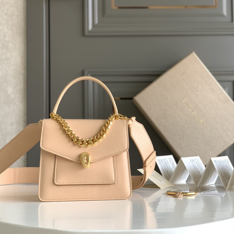 BVLGARI宝格丽蜜桃粉小羊皮手提包38329