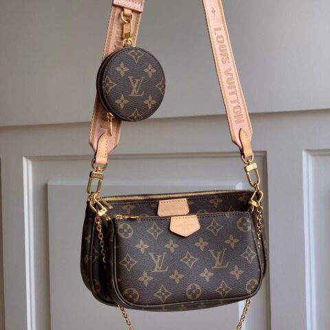 M44840 LV MULTI POCHETTE ACCESSORIES 五合一麻将包