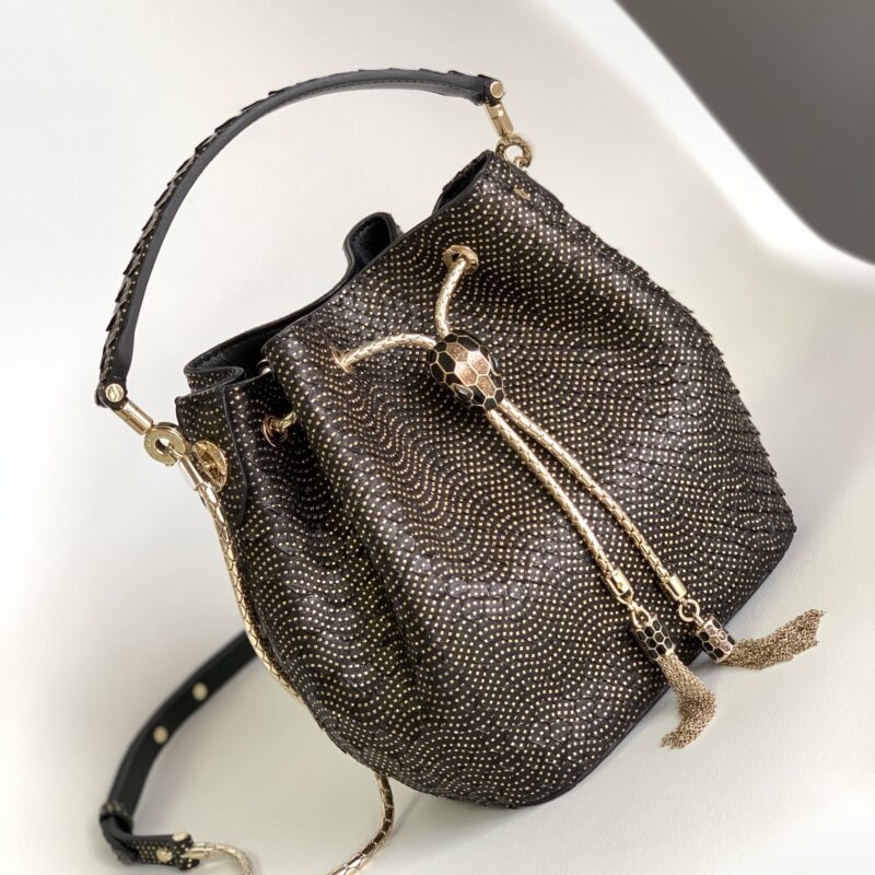 BVLGARI宝格丽蟒蛇皮Serpenti Forever 满天星桶包287436