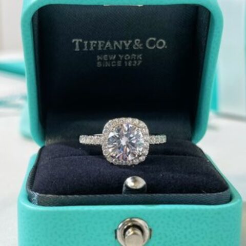 新品☑️TIFFANY& CO.蒂芙尼莫桑钻石戒