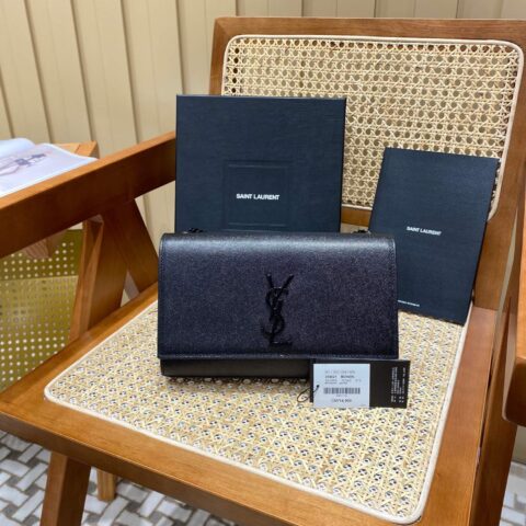 YSL 𝑲𝒂𝒕𝒆 𝟮𝟰𝒄𝒎 球纹斜挎链条包 黑色/黑扣