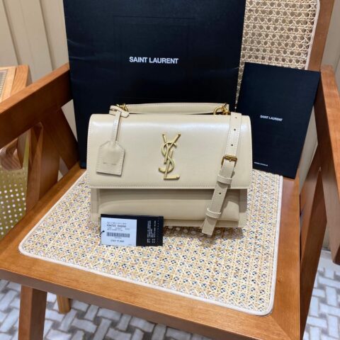 YSL 𝙉𝙚𝙬 𝙢𝙚𝙙𝙞𝙪𝙢 𝙨𝙪𝙣𝙨𝙚𝙩 25CM 牙签纹日落包 634723奶杏色/金扣