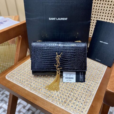 YSL 𝑲𝒂𝒕𝒆 𝟮𝟰𝒄𝒎 鳄鱼纹流苏包 354119黑色/金扣