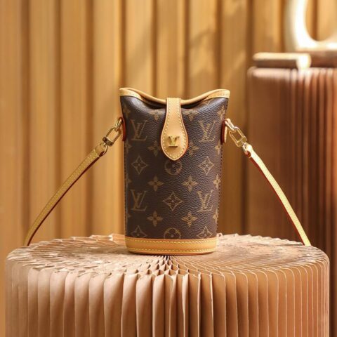 LV M80874 FOLD ME POUCH 手机包