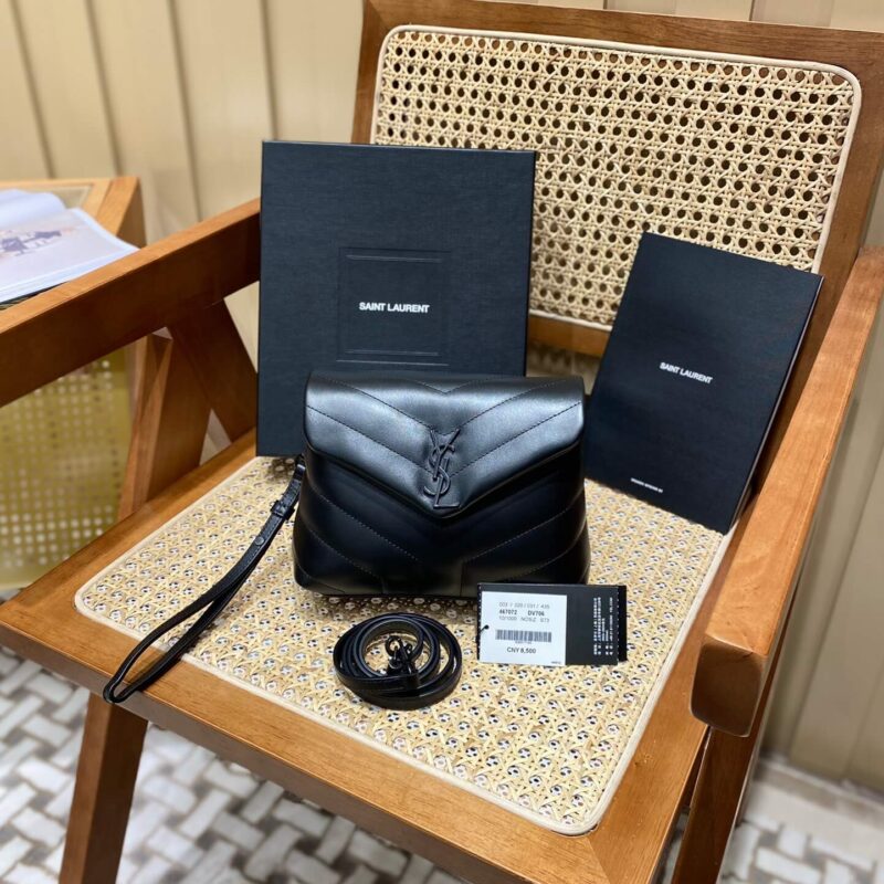 YSL LouLou 迷你斜挎包 467072黑色/黑扣