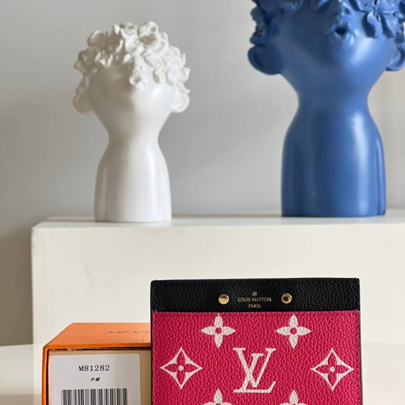 M81282 LV CARD HOLDER 卡夹