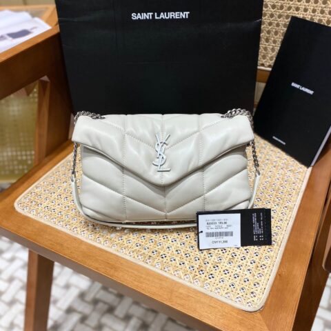Ysl LOULOU PUFFER 23CM 迷你绗缝小羊皮包 620333白色银扣